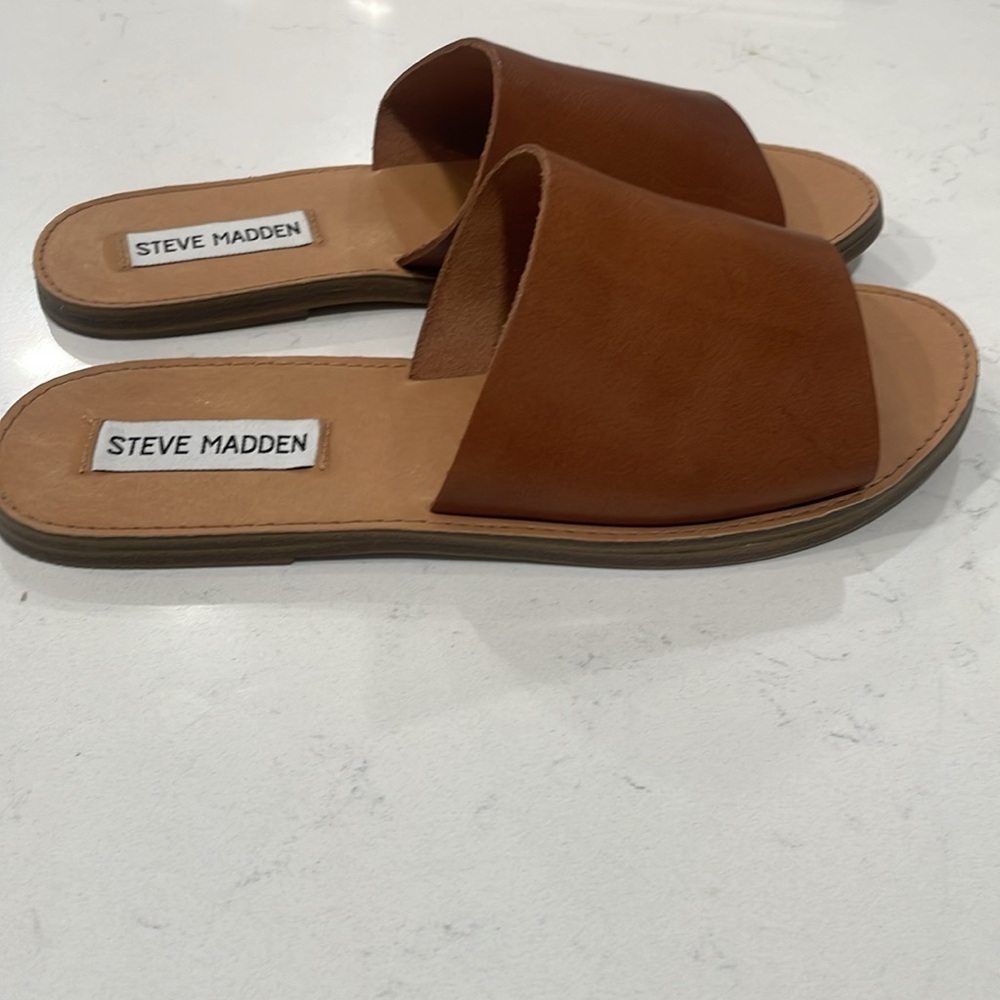 Steve Madden Brown Leather Slide Sandals - Picture 5 of 5